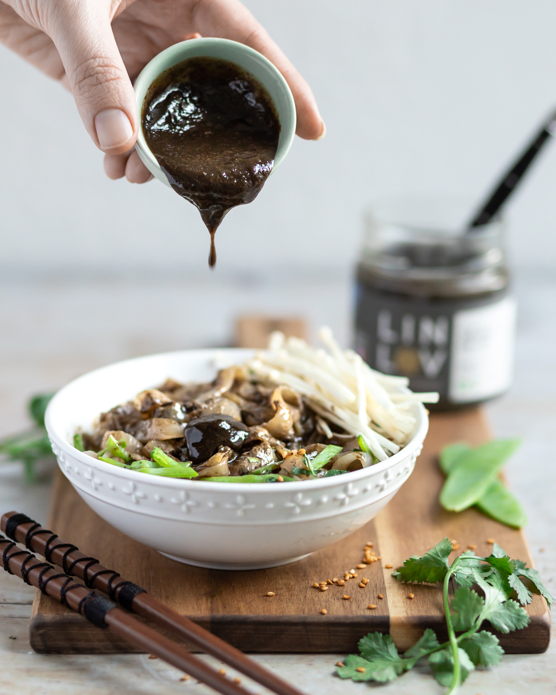 Découvrez une façon inédite de cuisiner les nouilles de konjac, avec de la purée de graines de Chia LIN LOV